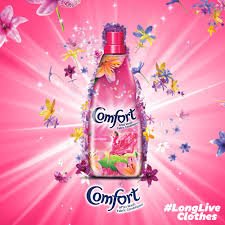 Comfort Pink Lily Fresh Fabric Softener Bottle 400ML